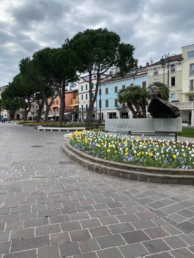 Molino Apartments Desenzano del Garda 0*,  Italy