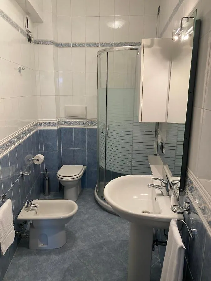 דסנזאנו דל גארדה Molino Apartments 0*, דסנזאנו דל גארדה איטליה